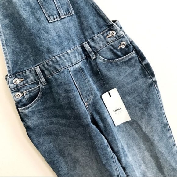 ONLY Kim Witty Blue Denim Overalls Adjustable Straps Women’s Size 6 - Picture 3 of 7
